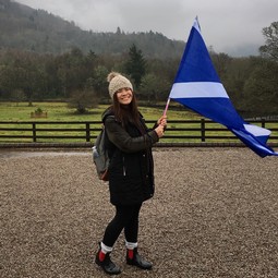 Amanda with the Scottish flag