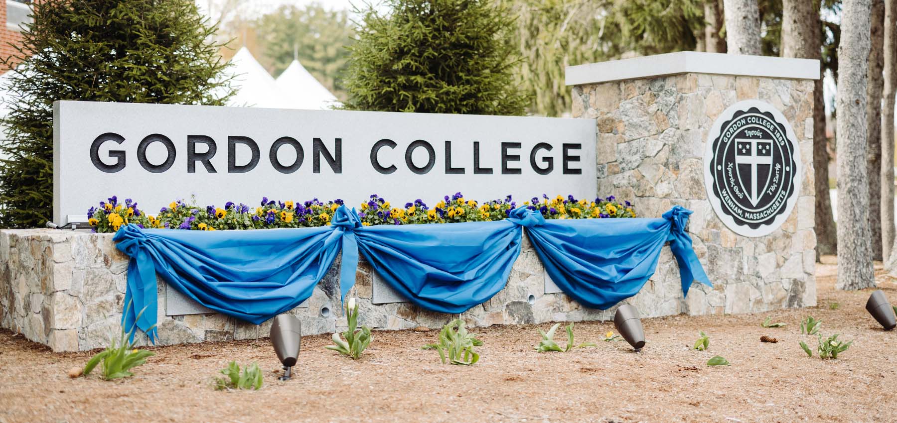 Gordon College entrance on inauguration day